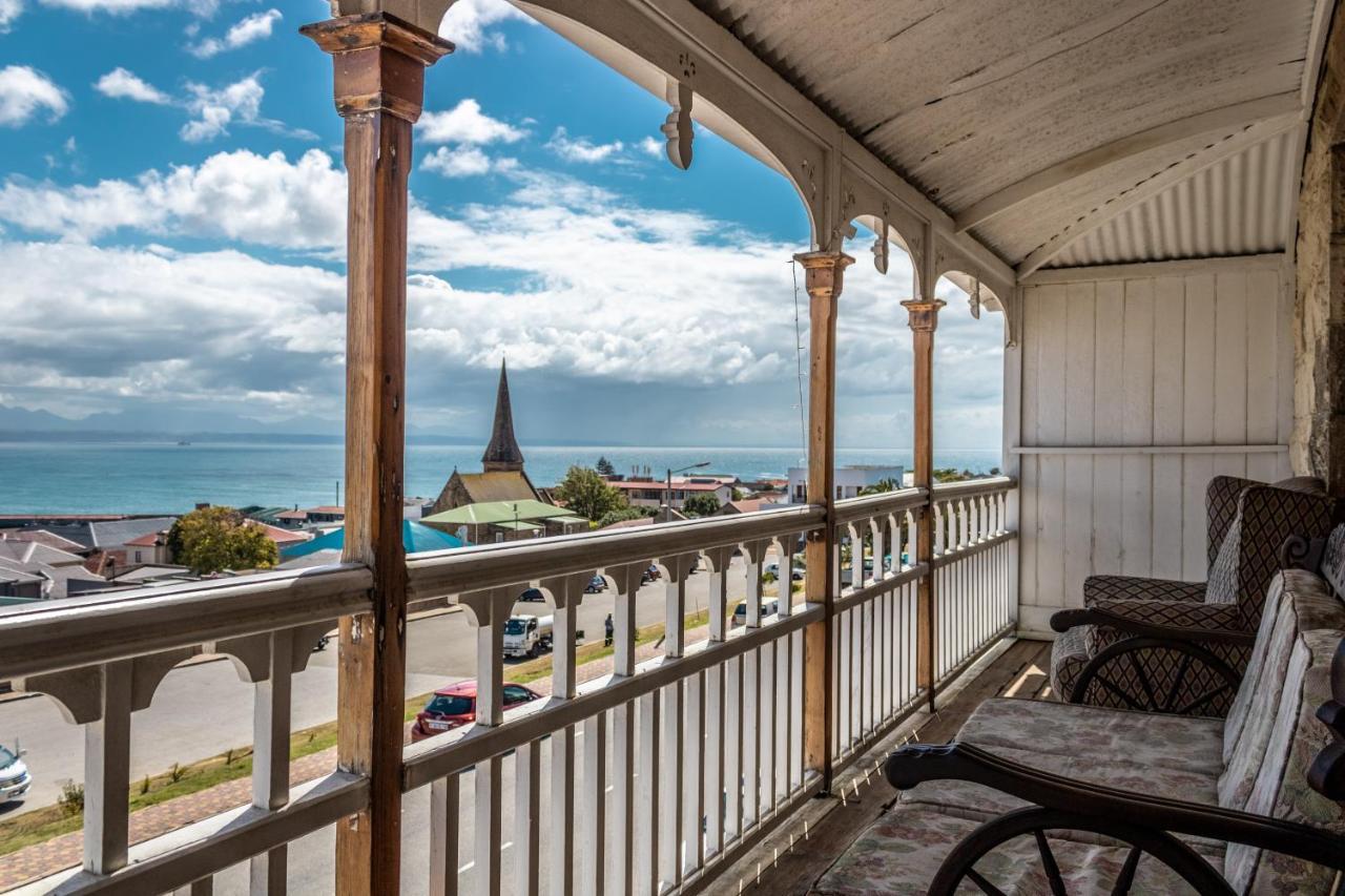 Sandstone Manor Mossel Bay Extérieur photo